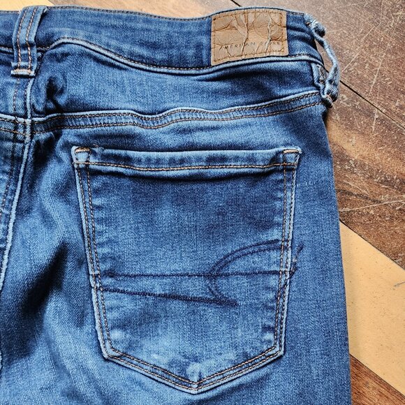 American Eagle Outfitters Medium Wash Hi-Rise Skinny Kick Jeans Size 8 - Picture 15 of 16
